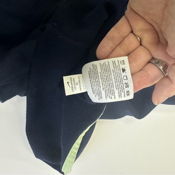 Nike Women’s Dri-FIT Hoodie Size XS Navy Blue “Just Do It” Pullover - Picture 12 of 12